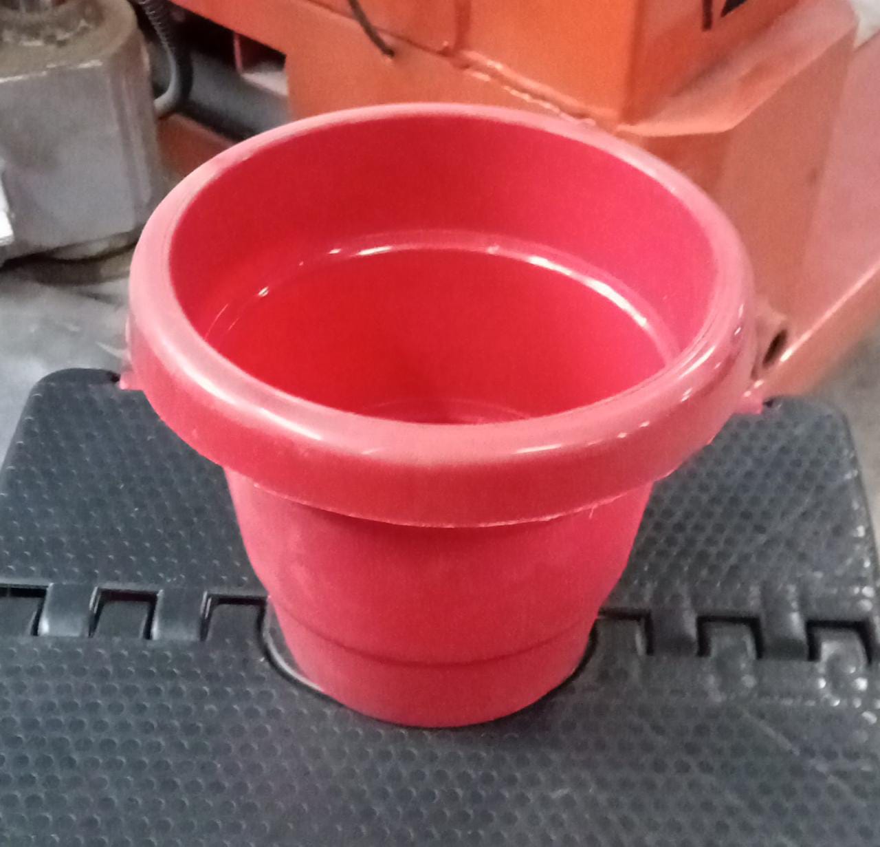 0839B Plastic Heavy Duty Plant Container Pot/Gamla for Indoor Home Decor | Outdoor Balcony Garden 13cm (pack of 1 pc) 0839B Plastic Heavy Duty Plant Container Pot/Gamla for Indoor Home Decor | Outdoor Balcony Garden 13cm (pack of 1 pc)